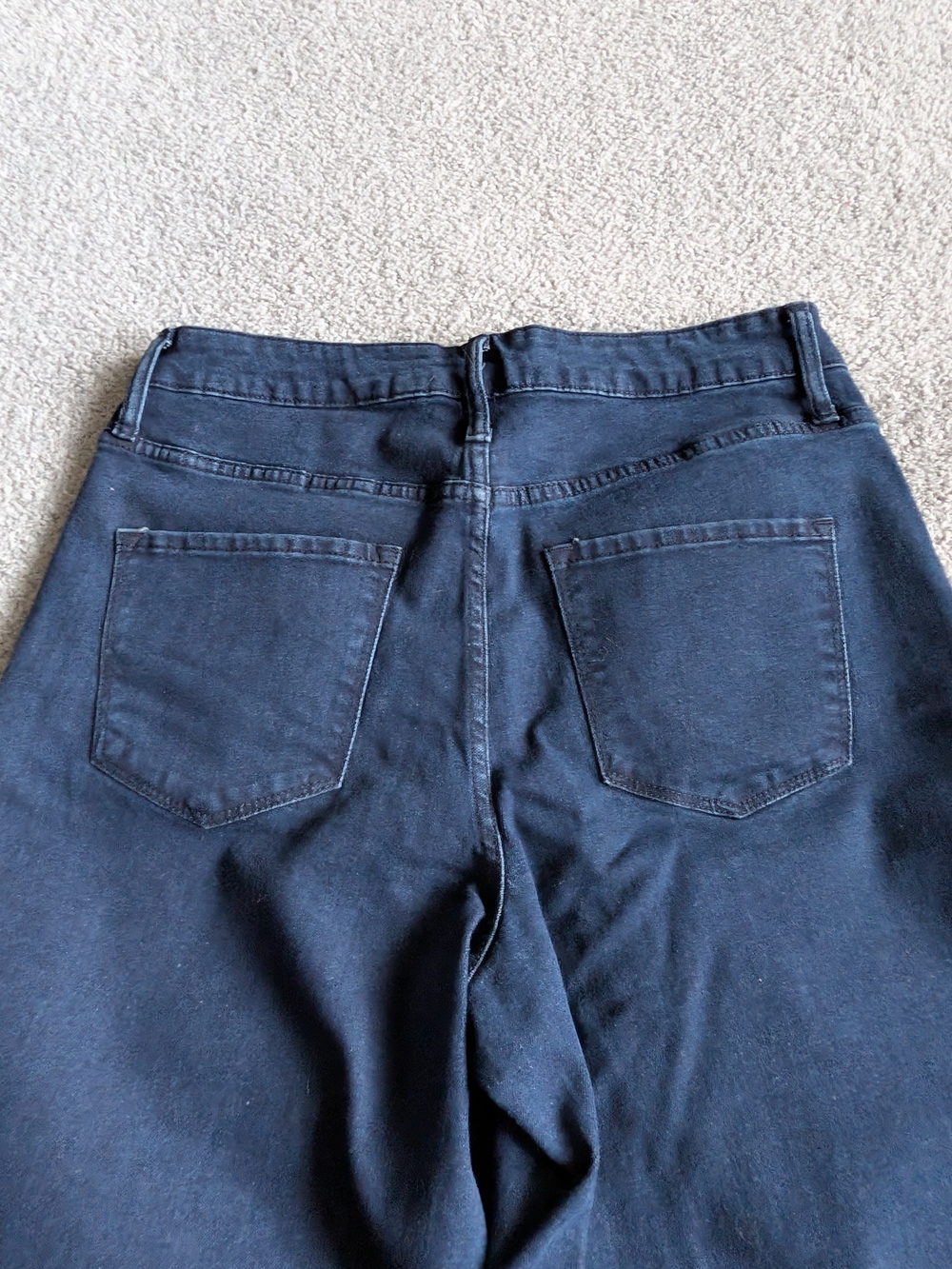 🌼B2G1🌼 New York & Company Dark Wash Wide Leg Cuffed Jeans Size 10 NWT - Picture 6 of 7